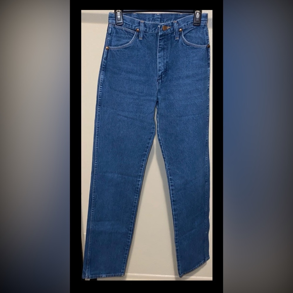 NWOT Wrangler Women’s Jeans 13MWZG size 7 x 36